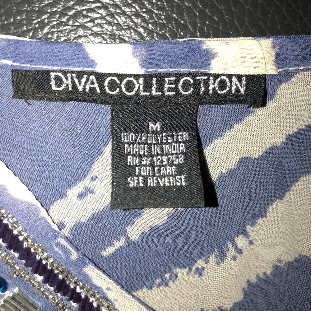 Embellished Tunic - Picture 3 of 8
